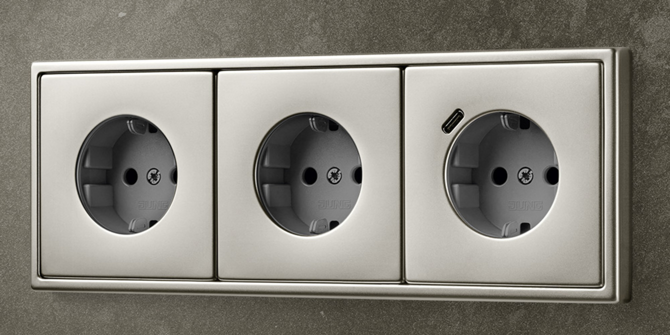 SCHUKO® Steckdosen mit USB bei Elektro Künzel GbR in Gera