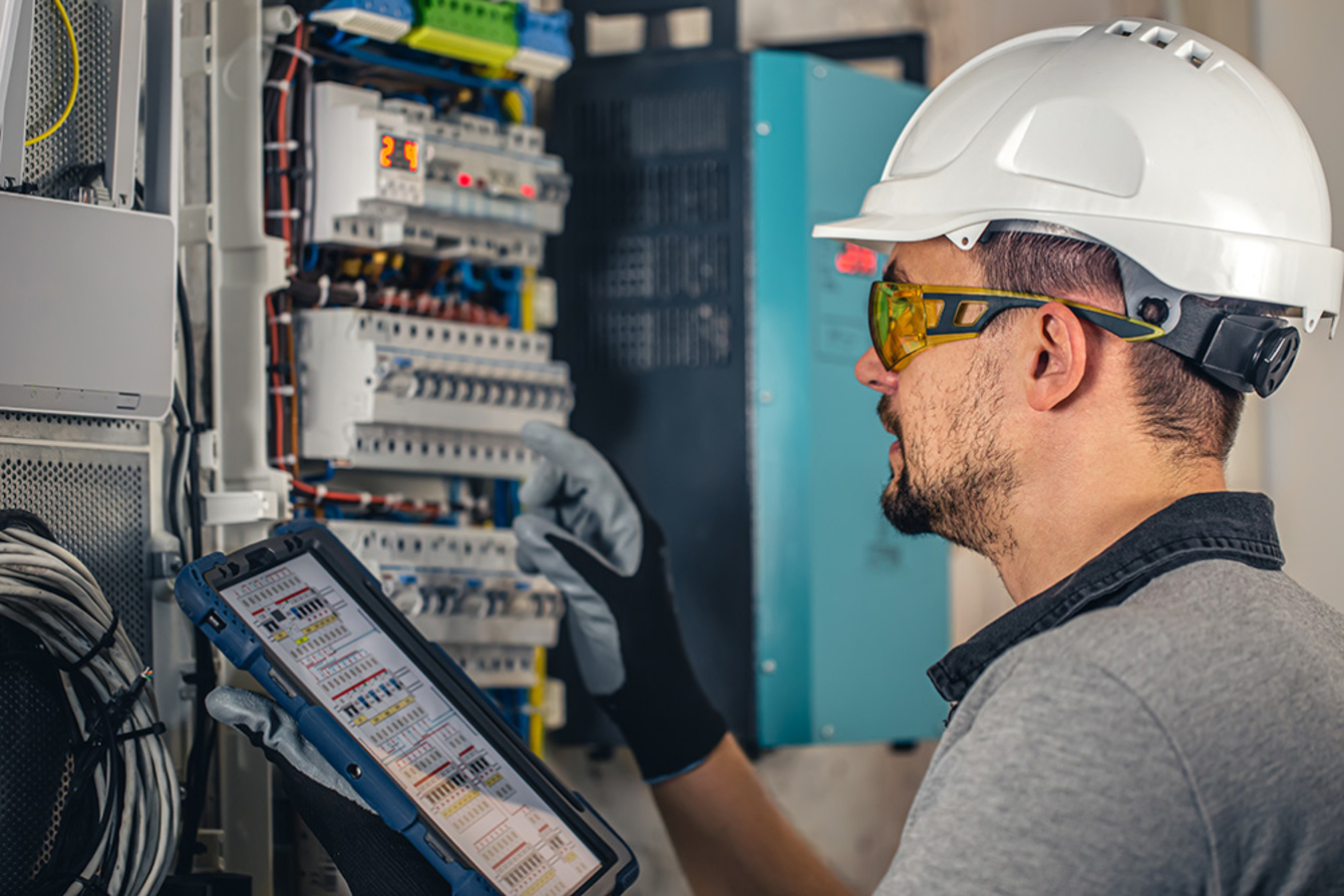 Industrie und Gewerbe bei Elektro Künzel GbR in Gera